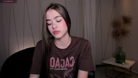  Maia  online show from 5, 1, 2026