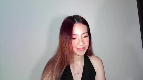 Snapshot of maiarosse_ chatting on 16, 11, 2025 MaiaRosse online show from 16, 11, 2025