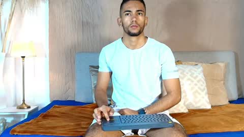 maicolparker0 online show from 28, 7, 2026