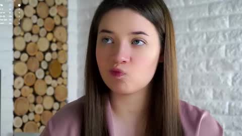 Snapshot of maidabuoy chatting on 20, 12, 2025 Lucy online show from 20, 12, 2025