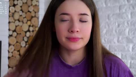 Snapshot of maidabuoy chatting on 9, 3, 2026 Lucy online show from 9, 3, 2026