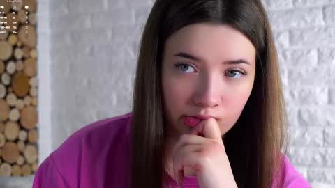 Snapshot of maidabuoy chatting on 13, 3, 2026 Lucy online show from 13, 3, 2026