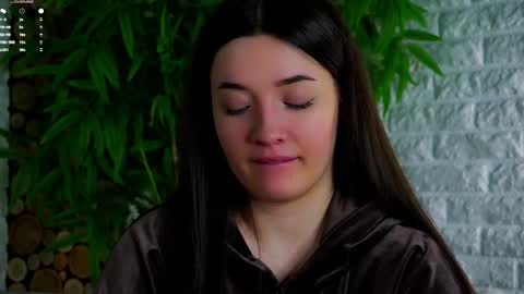 Snapshot of maidabuoy chatting on 31, 3, 2026 Lucy online show from 31, 3, 2026