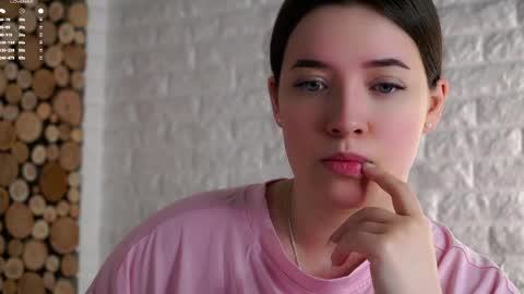 Snapshot of maidabuoy chatting on 3, 4, 2026 Lucy online show from 3, 4, 2026