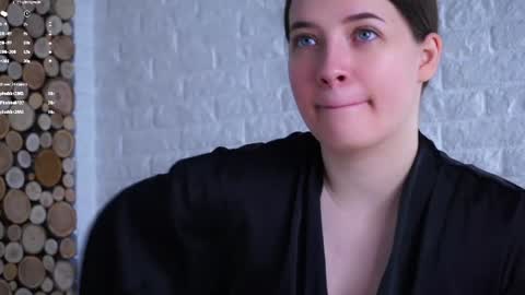 Snapshot of maidabuoy chatting on 27, 6, 2026 Lucy online show from 27, 6, 2026