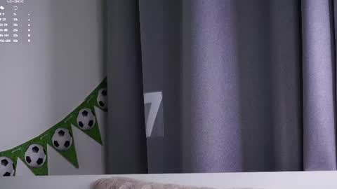 Snapshot of maidabuoy chatting on 5, 7, 2026 Lucy online show from 5, 7, 2026