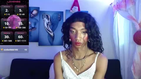 Snapshot of maidi_hot chatting on 31, 12, 2024 Bella Maidi online show from 31, 12, 2024