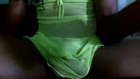Snapshot of maidi_hot chatting on 7, 2, 2025 Bella Maidi online show from 7, 2, 2025