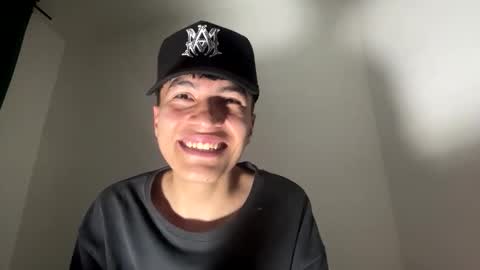 Snapshot of maikitol2026 chatting on 23, 4, 2026 maikitol online show from 23, 4, 2026