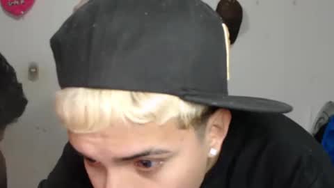 Snapshot of maikjameshot chatting on 26, 11, 2025 maikjameshot online show from 26, 11, 2025