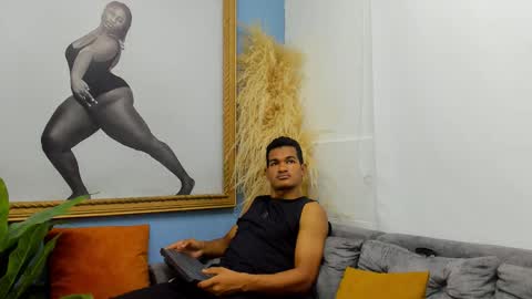 Snapshot of maikol_twinkx chatting on 2, 12, 2025 maikol_twinkx online show from 2, 12, 2025