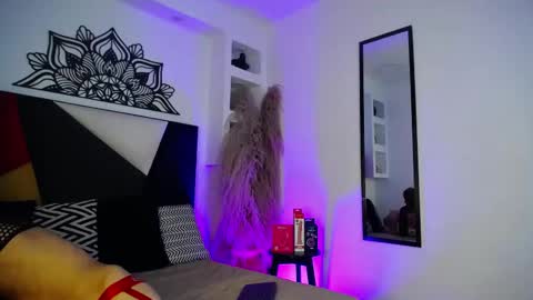 Snapshot of maiky_cooper chatting on 30, 11, 2025 Maiky Cooper online show from 30, 11, 2025