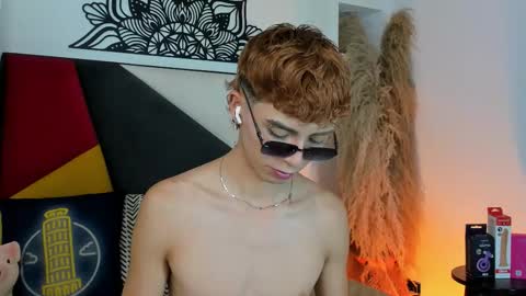 Snapshot of maiky_cooper chatting on 2, 12, 2025 Maiky Cooper online show from 2, 12, 2025