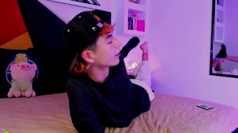 Snapshot of maiky_cooper chatting on 15, 12, 2025 Maiky Cooper online show from 15, 12, 2025