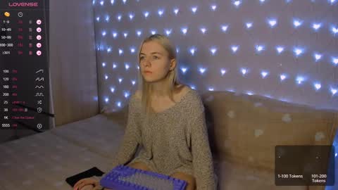 Snapshot of mailin_harrington chatting on 18, 1, 2025 Your kitty online show from 18, 1, 2025