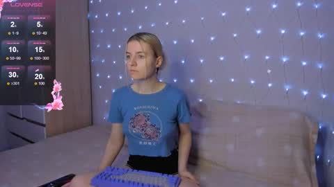 Snapshot of mailin_harrington chatting on 8, 9, 2025 Your kitty online show from 8, 9, 2025