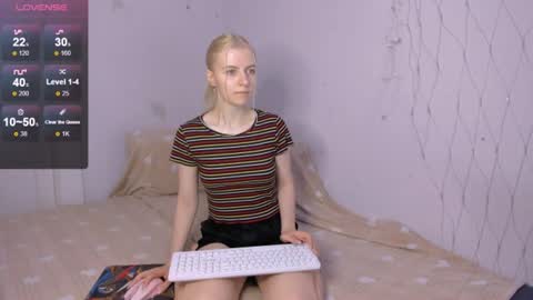 Snapshot of mailin_harrington chatting on 26, 6, 2026 Your kitty online show from 26, 6, 2026