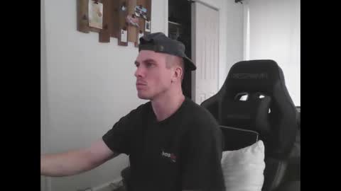 Snapshot of mainevent2871 chatting on 21, 4, 2026 mainevent2871 online show from 21, 4, 2026