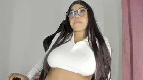    online show from 23, 3, 2026