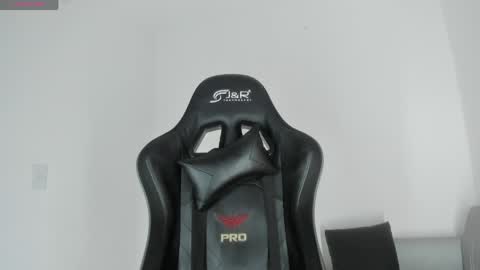    online show from 18, 4, 2026