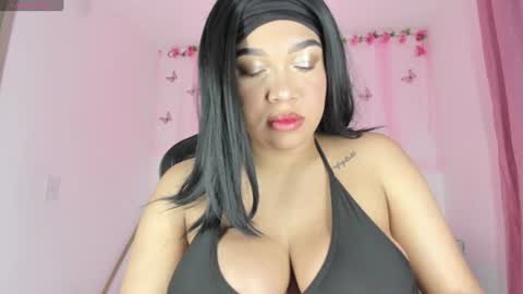 Snapshot of maison_sofiaa chatting on 23, 7, 2026 online show from 23, 7, 2026