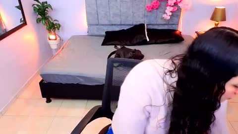 Snapshot of maite_stone1 chatting on 5, 10, 2025 MAITE STONE1 online show from 5, 10, 2025