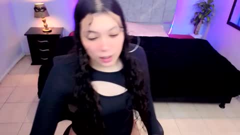 Snapshot of maite_stone1 chatting on 19, 10, 2025 MAITE STONE1 online show from 19, 10, 2025