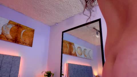 Snapshot of maite_stone1 chatting on 30, 10, 2025 MAITE STONE1 online show from 30, 10, 2025