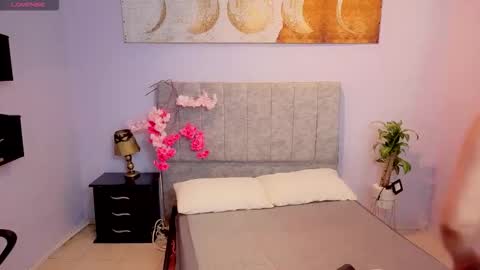 Snapshot of maite_stone1 chatting on 2, 11, 2025 MAITE STONE1 online show from 2, 11, 2025