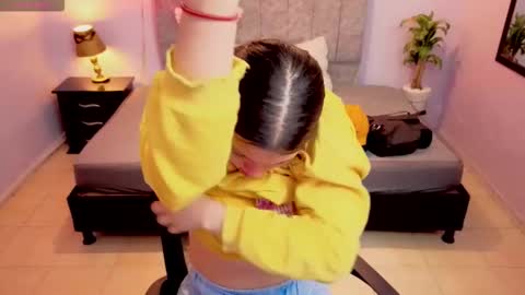 Snapshot of maite_stone1 chatting on 3, 11, 2025 MAITE STONE1 online show from 3, 11, 2025