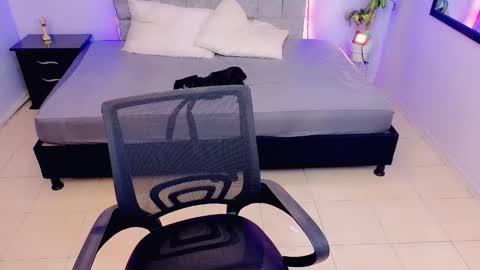 Snapshot of maite_stone1 chatting on 21, 11, 2025 MAITE STONE1 online show from 21, 11, 2025