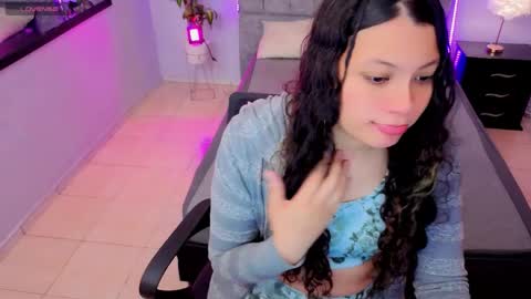 Snapshot of maite_stone1 chatting on 14, 12, 2025 MAITE STONE1 online show from 14, 12, 2025