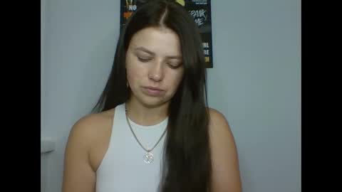 make_mesmile online show from 8, 9, 2025