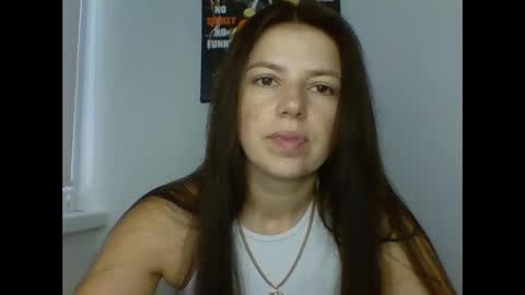 make_mesmile online show from 24, 9, 2025