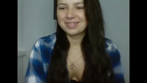 make_mesmile online show from 19, 12, 2025