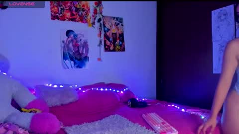 Snapshot of maki_sins chatting on 19, 11, 2025 Maki Sins online show from 19, 11, 2025