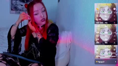 Snapshot of makii_33 chatting on 9, 3, 2025 ...  ... online show from 9, 3, 2025