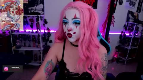 Snapshot of makii_33 chatting on 25, 9, 2025 ...  ... online show from 25, 9, 2025