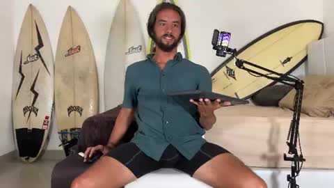 Mack  Makingmoans Twitter online show from 21, 7, 2026