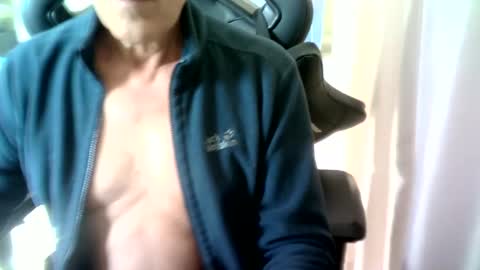 Snapshot of makis8989 chatting on 4, 12, 2024 makis8989 online show from 4, 12, 2024