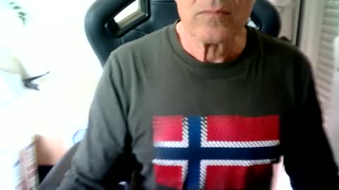 Snapshot of makis8989 chatting on 11, 3, 2025 makis8989 online show from 11, 3, 2025