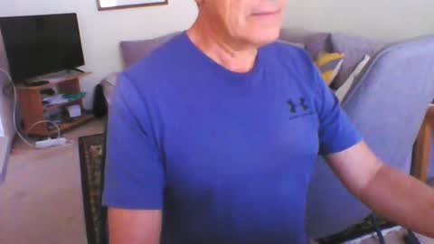 Snapshot of makis8989 chatting on 8, 10, 2025 makis8989 online show from 8, 10, 2025