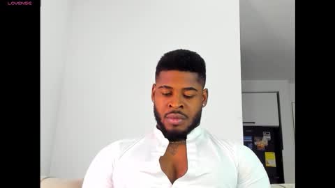 Snapshot of makonneen chatting on 22, 12, 2025 Makonnen online show from 22, 12, 2025