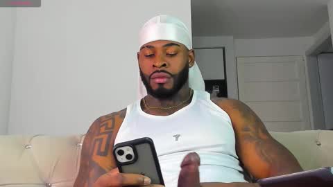 Snapshot of makonneen chatting on 8, 1, 2026 Makonnen online show from 8, 1, 2026
