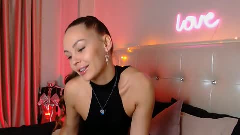 Snapshot of maksine chatting on 7, 2, 2026 Lia online show from 7, 2, 2026