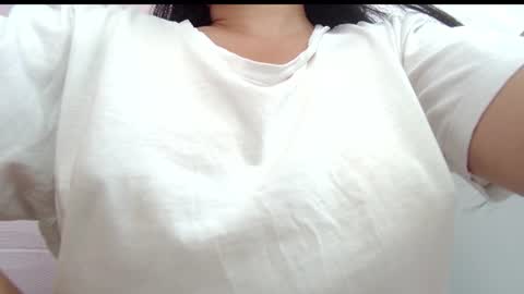 Snapshot of makulato chatting on 23, 6, 2026 Maya online show from 23, 6, 2026