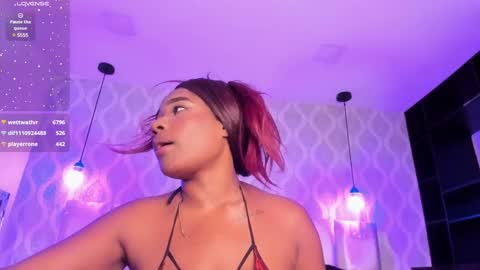 Snapshot of malaaiikaa chatting on 2, 2, 2025 malaaiikaa online show from 2, 2, 2025