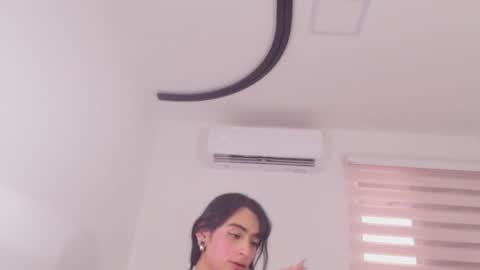 Snapshot of malaia_thompson_ chatting on 27, 5, 2026 malaia thompson online show from 27, 5, 2026