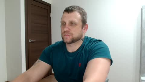 Snapshot of malchyshka chatting on 1, 4, 2026 malchyshka online show from 1, 4, 2026