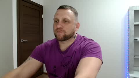 Snapshot of malchyshka chatting on 1, 5, 2026 malchyshka online show from 1, 5, 2026